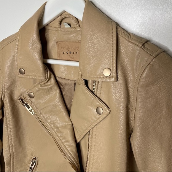BLANKNYC Moto Jacket Tan Vegan Leather Biker Zip Pockets Edgy Style XS - Picture 3 of 8